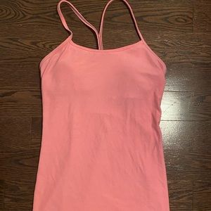Lululemon tank